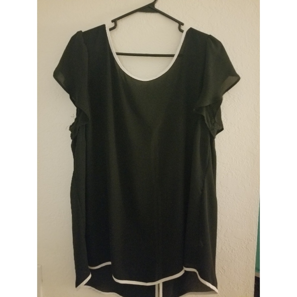 Blouse - Picture 2 of 2
